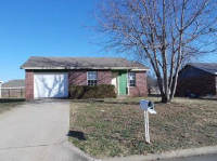 88 James St, Farmington, AR 72730 