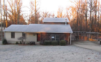 1252 Wade Ave, Piggott, AR 72454 