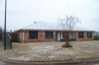 2416 Lavender Ln, Texarkana, AR 71854 