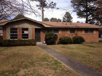 207 Haynes, Pine Bluff, AR 71603 