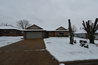 1322 Briarwood Dr, Alma, AR 72921 