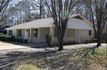 1811 S Missouri St, Crossett, AR 71635 
