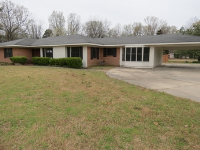 3400 S Hazel St, Pine Bluff, AR 71603 