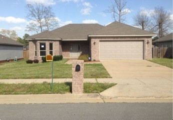 7 Whispering Oak Dr, Mabelvale, AR 72103 