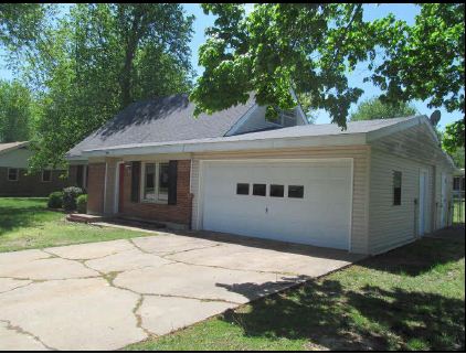 1508 Benton Street, Mountain Home, AR 72653 