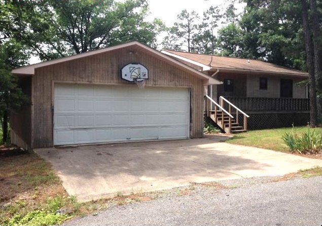 99 Moonlight Ln, Quitman, AR 72131 