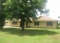 527 Clement Ln, Blytheville, AR 72315 