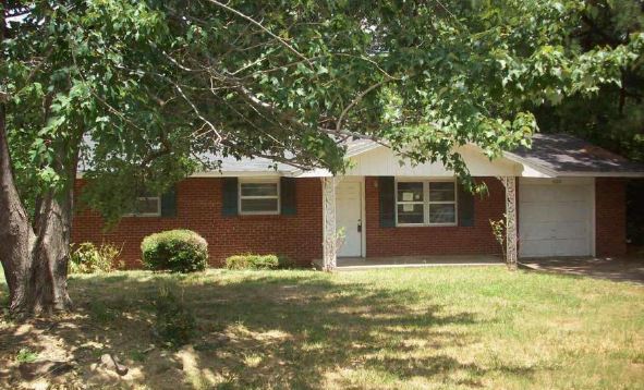 830 W. Kelley Street, Fayetteville, AR 72703 