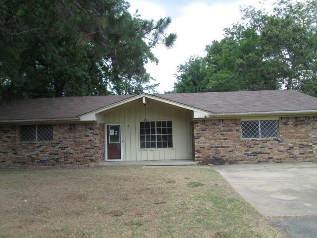 4 Cinnamon Dr, Sherwood, AR 72120 