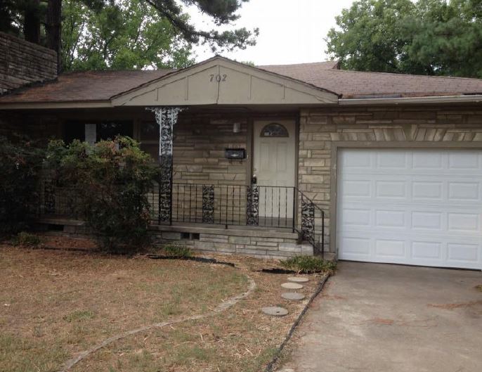 702 2nd St, Conway, AR 72032 