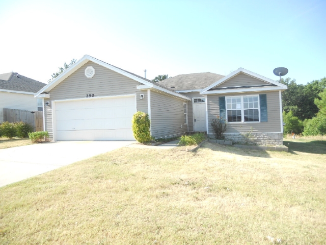 290 EDITH AVE, Huntsville, AR 72740 