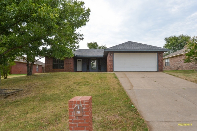 406 Crestview Dr, Van Buren, AR 72956 