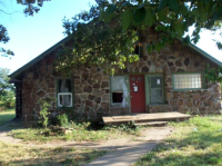 393 N Allen St, Fayetteville, AR 72701 