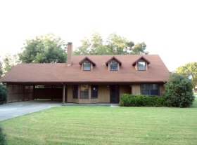 215 W Dickson St, Murfreesboro, AR 71958 