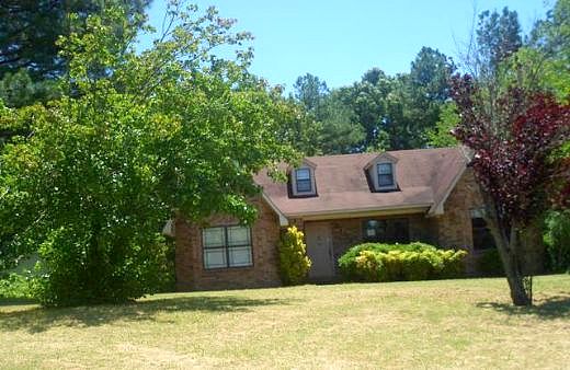 Pigeon Cove, Jonesboro, AR 72401 