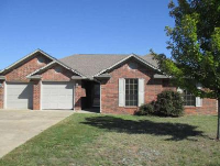 2011 S Utica Street, Russellville, AR 72802 