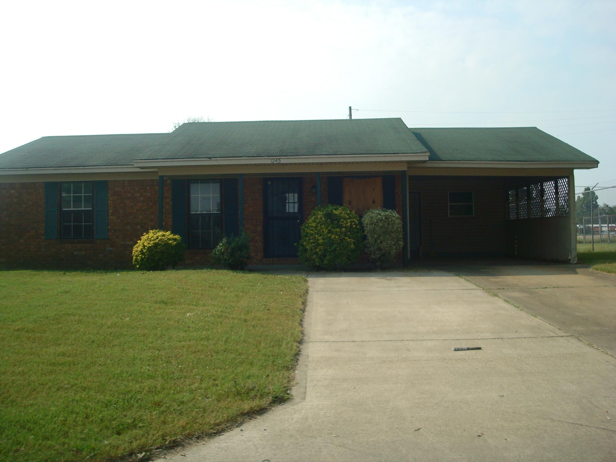 1245 3rd St, Trumann, AR 72472 