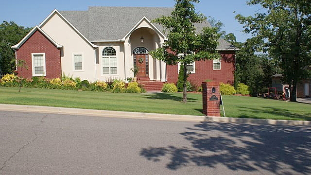 Castlegate, Russellville, AR 72802 