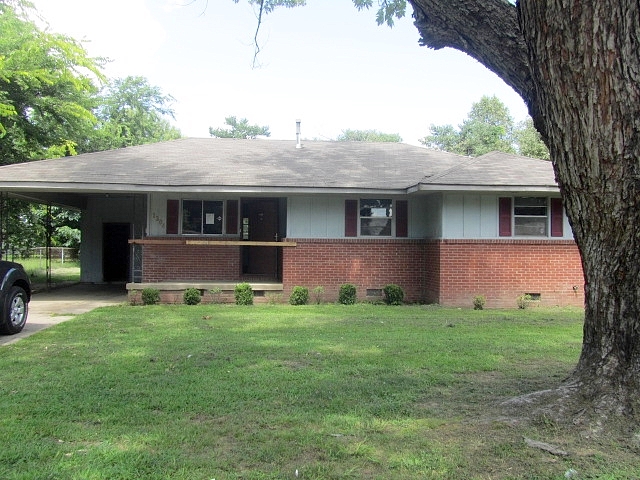 Julia, Blytheville, AR 72315 