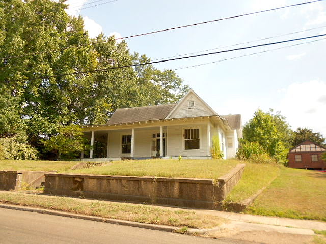 Washington, Camden, AR 71701 