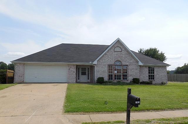 Lewis, Lowell, AR 72745 