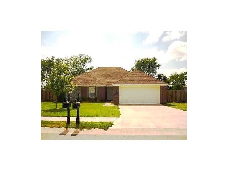 Charles, Pea Ridge, AR 72751 