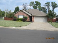 2003 E 20th Street, Russellville, AR 72802 