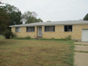 807 E L Street, Russellville, AR 72802 