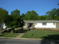 906 Kings Ct, Russellville, AR 72801 