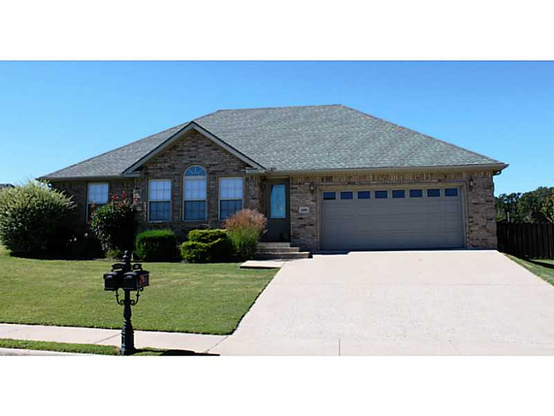 520 TAMARRON DR, Centerton, AR 72791 