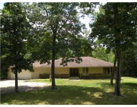 27 Horseshoe Dr, Holiday Island, AR 72631 