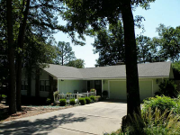 21 El Dorado Dr, Holiday Island, AR 72631 