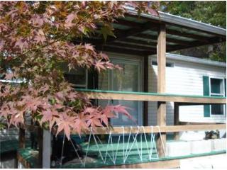 10 Emerald Ln., Holiday Island, AR 72631 