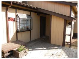 5 White Oak Ave, Holiday Island, AR 72631 