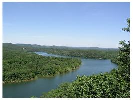 71 Table Rock Dr, Holiday Island, AR 72631 