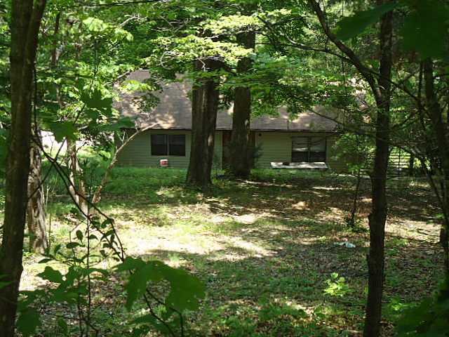 26 Venus Ave., Holiday Island, AR 72631 