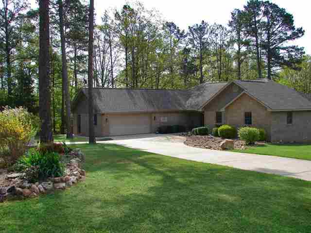 60 White Bluffs Court Ct, Mountain Home, AR 72653 