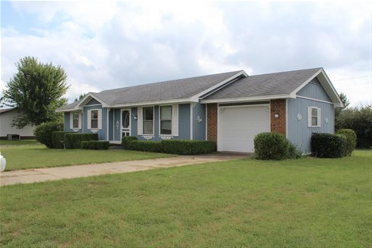 501 Montgomery Avenue, Mountain Home, AR 72653 