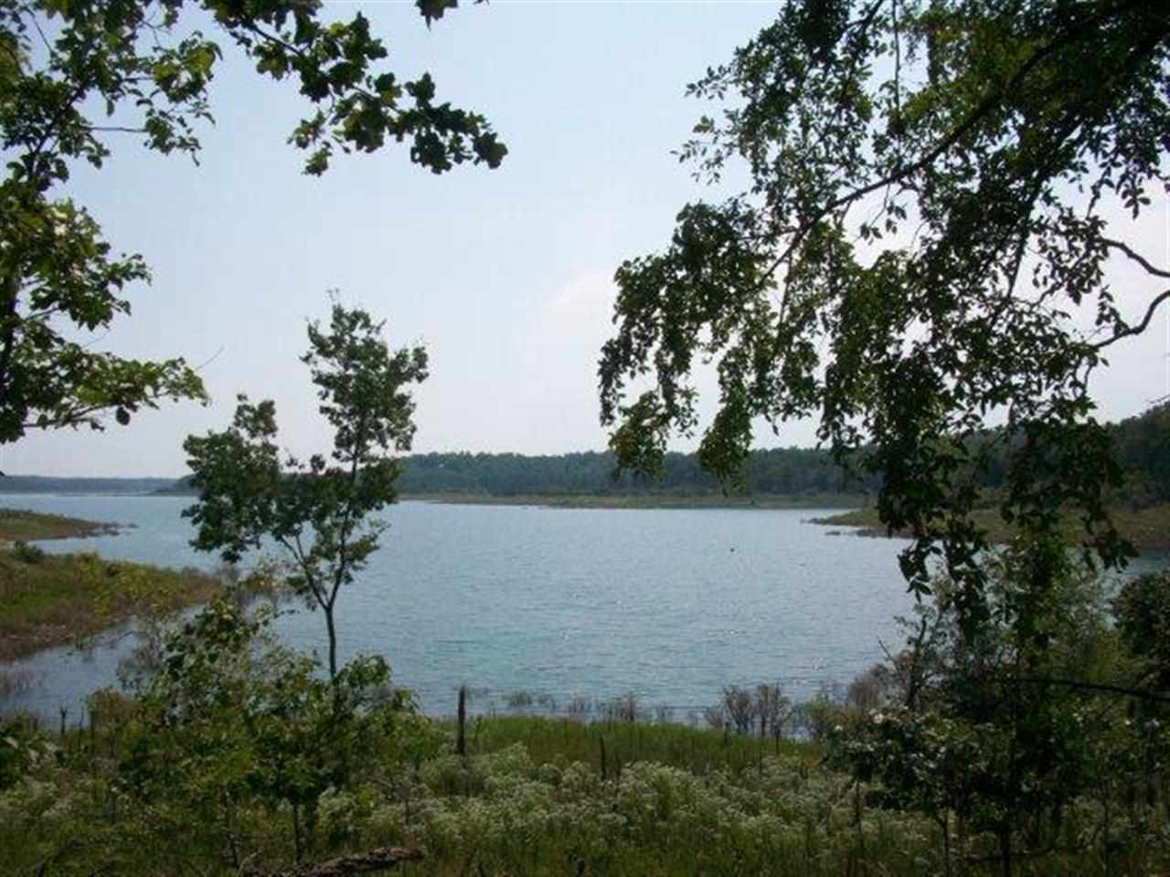 000 Fox Lane, Yellville, AR 72687 