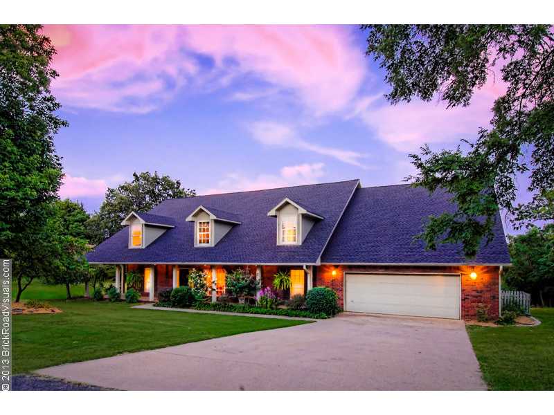 1610 N GADDY LN, Fayetteville, AR 72701 