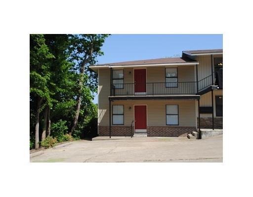 922 W Hughes ST, Fayetteville, AR 72701 