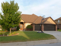 1608 S COOPERS COVE COVE, Fayetteville, AR 72701 