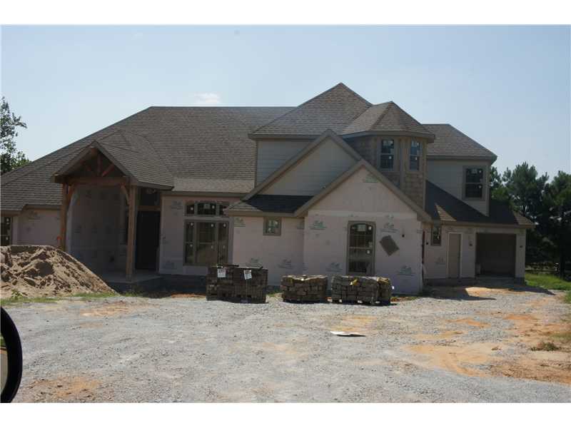 5101 E SAGELY LN, Fayetteville, AR 72703 