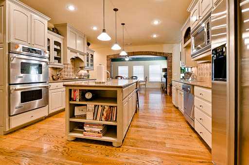 2013 NW DESOTO DR, Bentonville, AR 72712 