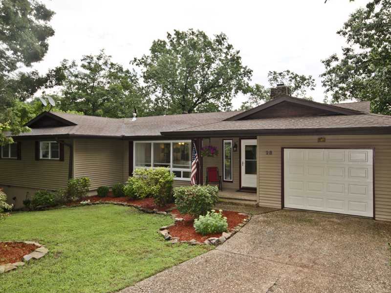 29 EATON CIR, Bella Vista, AR 72715 