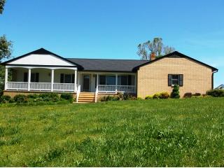 1560 Jessica Lane, Harrison, AR 72601 