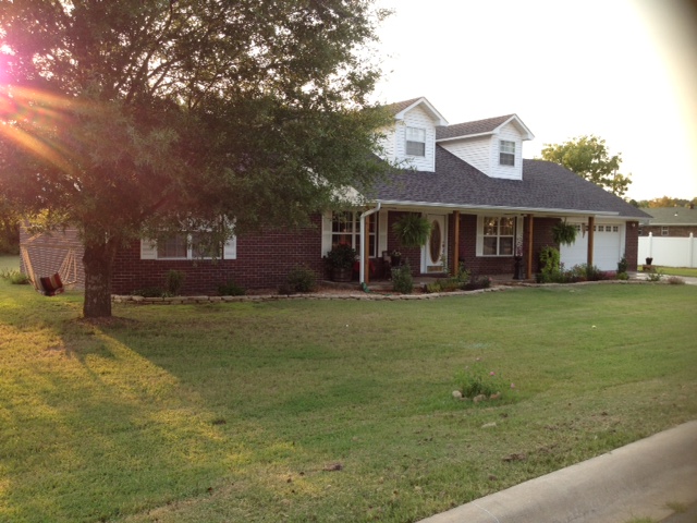 2 Trison Ln, Clarksville, AR 72830 