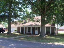 102 Meadow Place, Clarksville, AR 72830 
