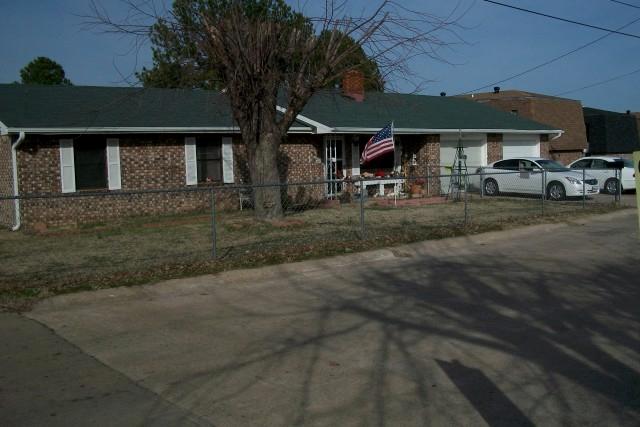 401 E Garland, Clarksville, AR 72830 