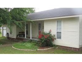 214 W Griffith Loop, Clarksville, AR 72830 